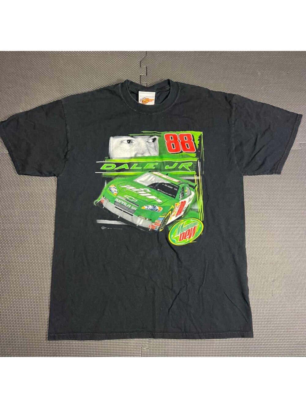 Dale Jr. Mountain Dew Racing T-Shirt Black Large NASCAR Graphics